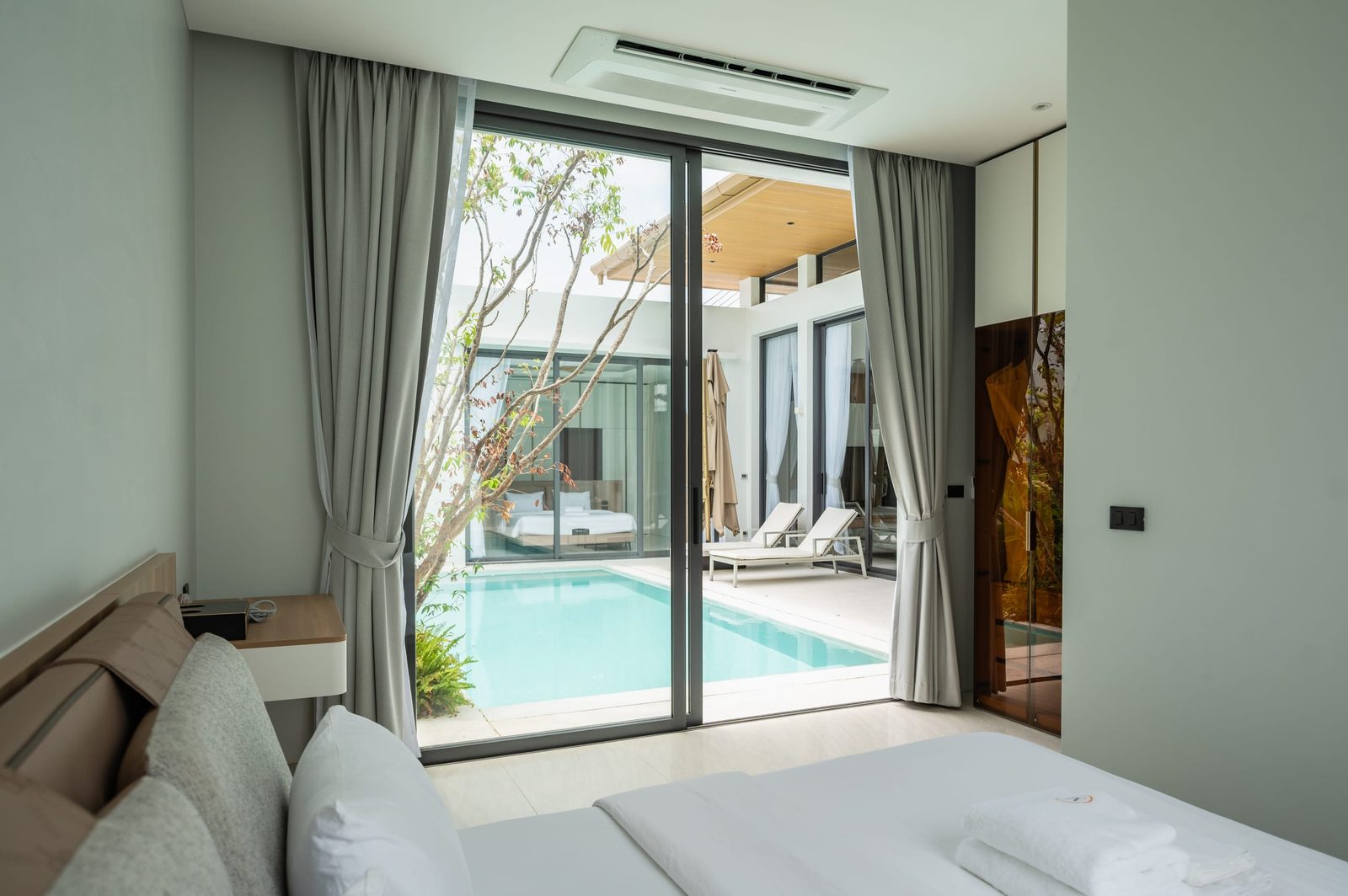 Pool Villa in Chalong