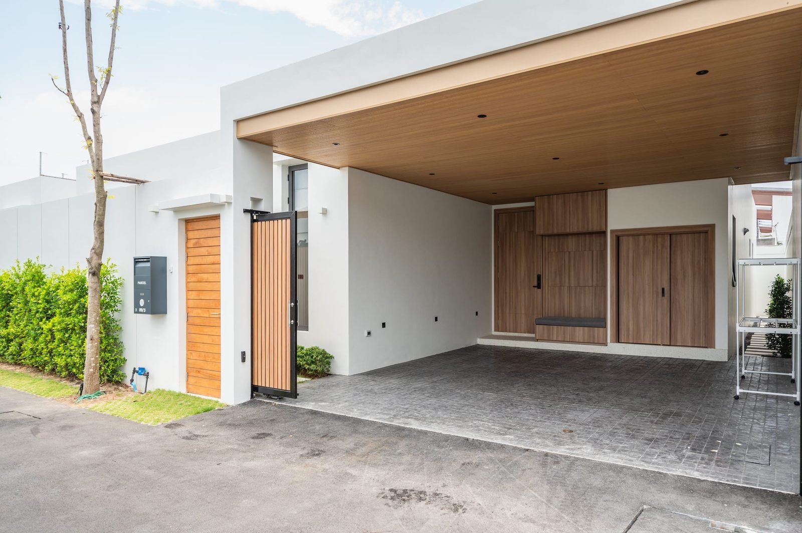 Pool Villa in Chalong