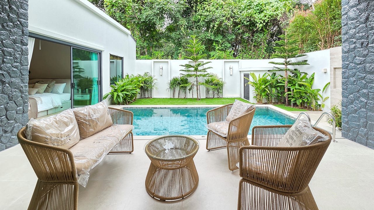 Pool Villa in Chalong
