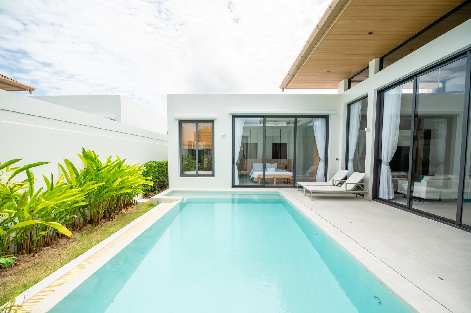Pool Villa in Chalong
