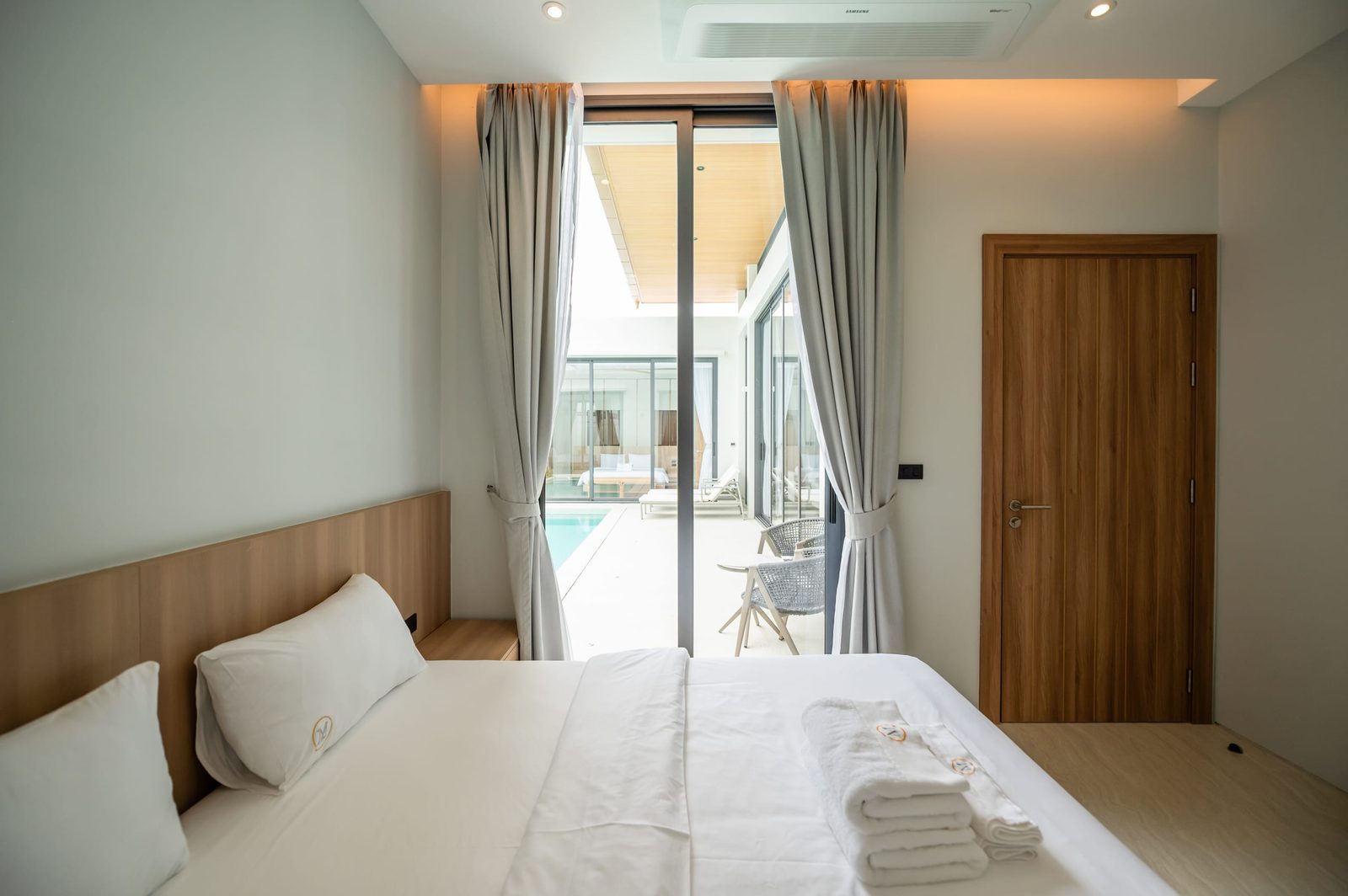 Pool Villa in Chalong