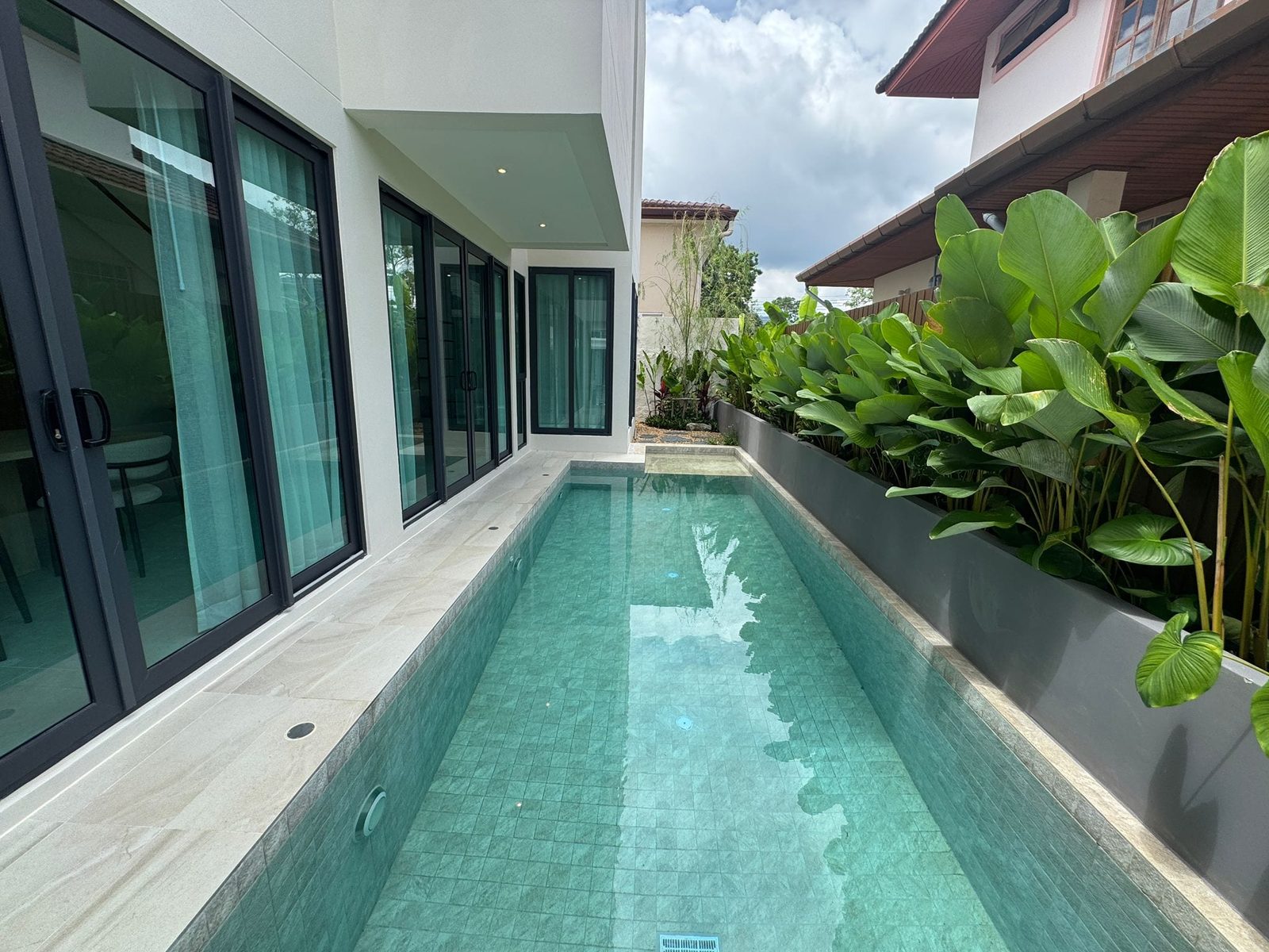 Pool Villa in Chalong