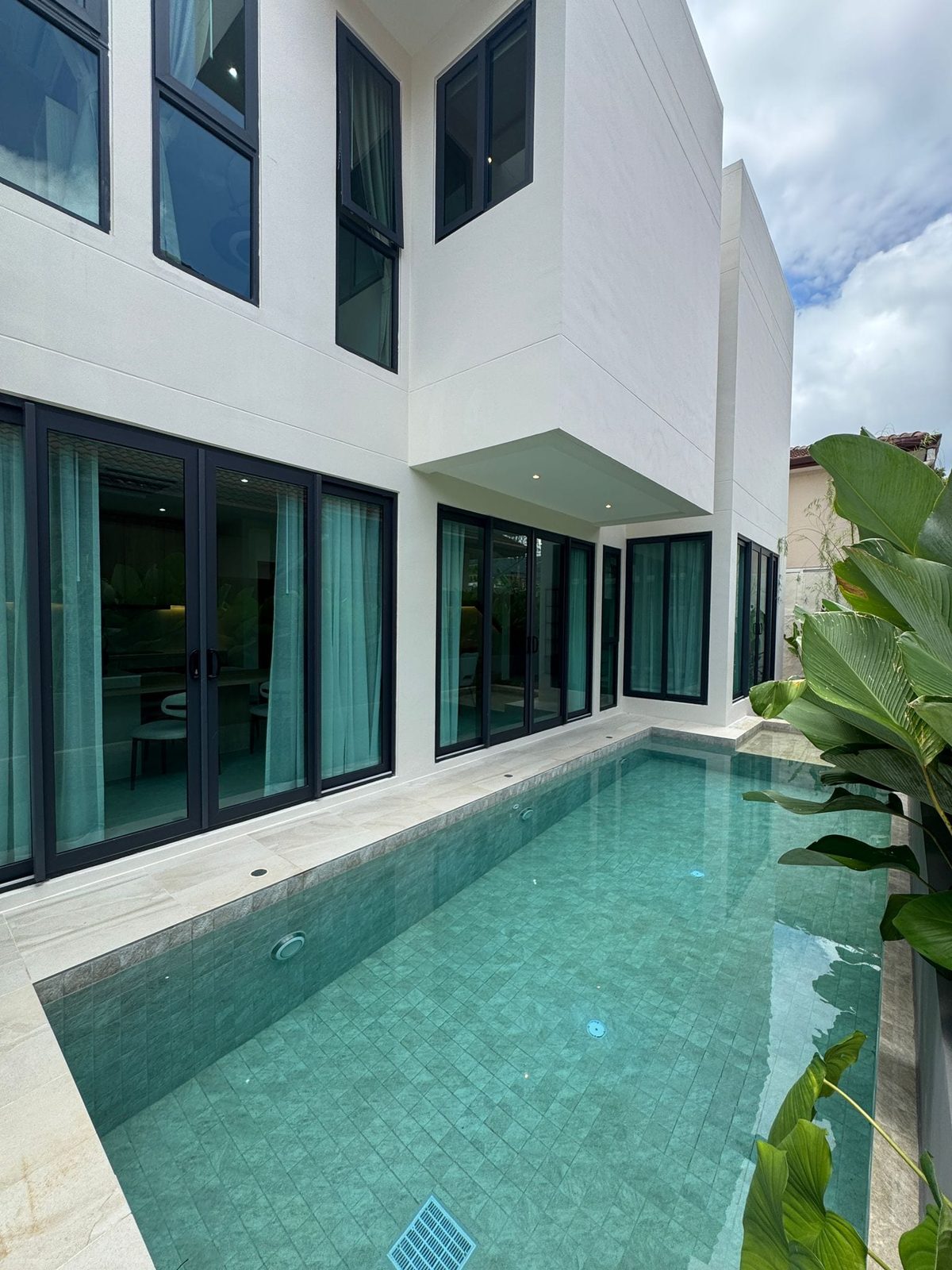 Pool Villa in Chalong