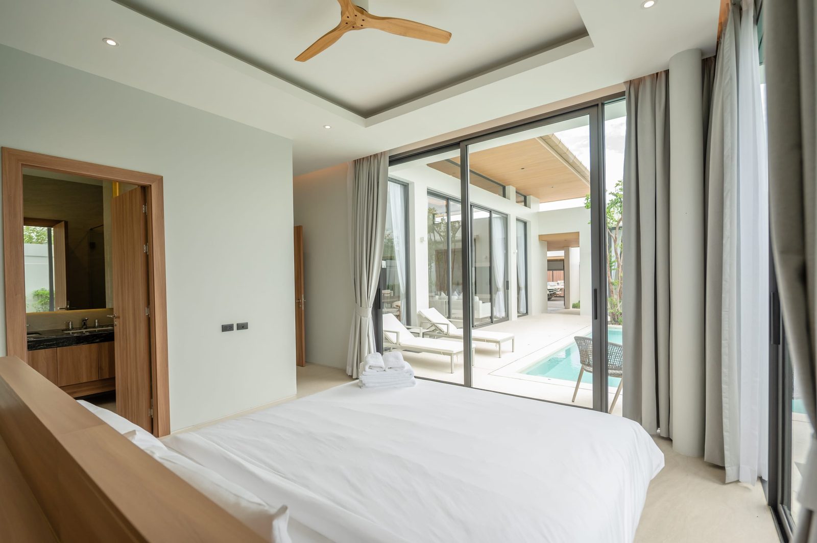 Pool Villa in Chalong