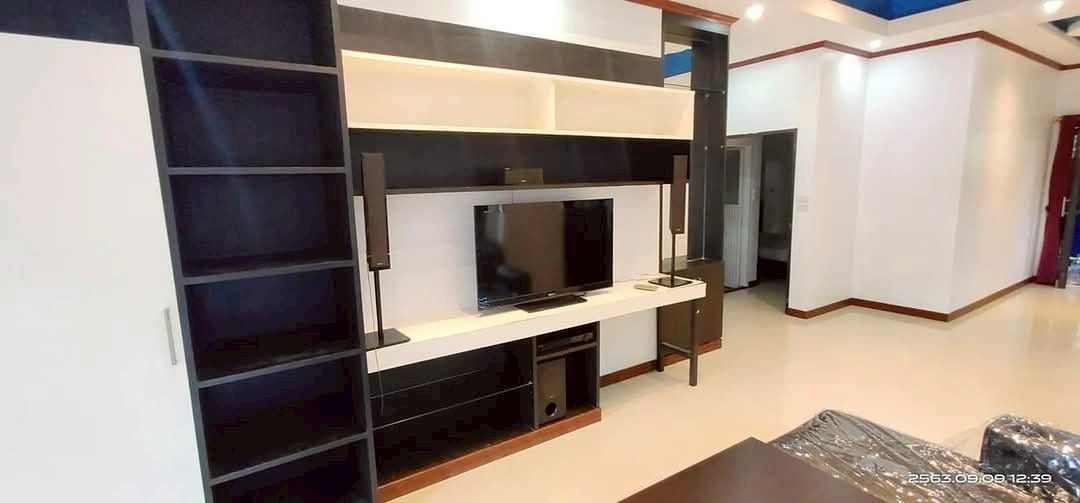 Pool Villa in Chalong