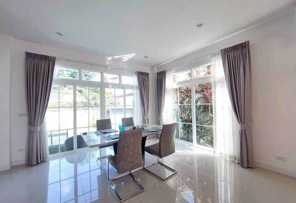 House with Private Pool in a Secure Estate — Chalong 7