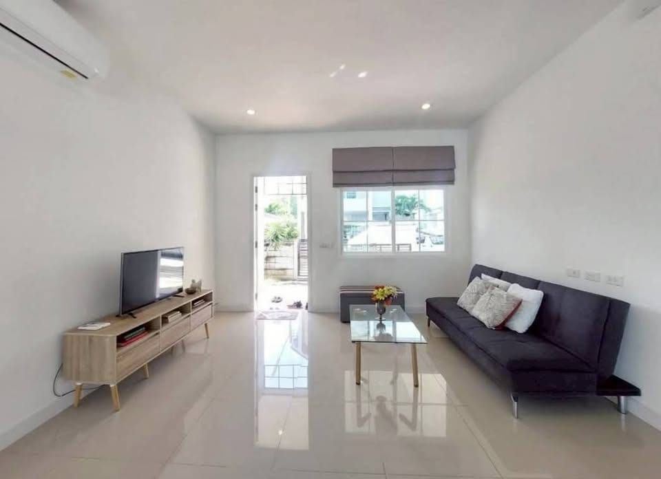 House with Private Pool in a Secure Estate — Chalong 8