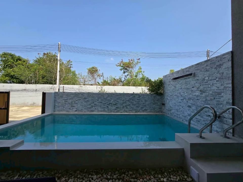 Pool Villa in Chalong