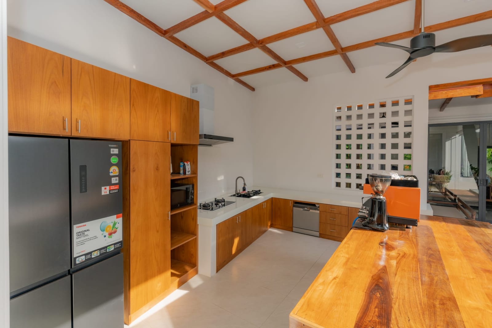 Modern Courtyard Pool Villa for Sale in Cherng Talay 2