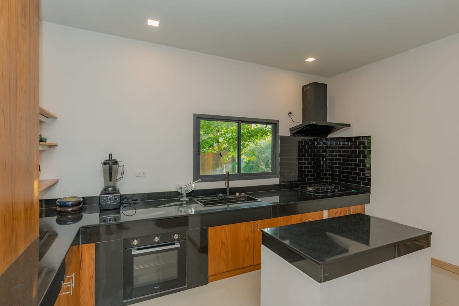 Modern Courtyard Pool Villa for Sale in Cherng Talay 22