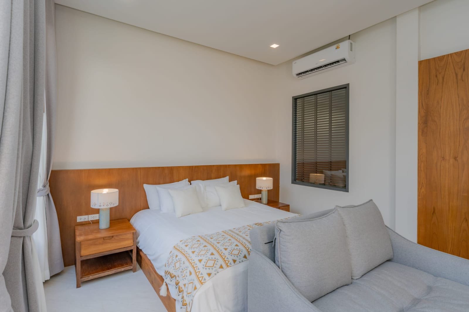 Modern Courtyard Pool Villa for Sale in Cherng Talay 24