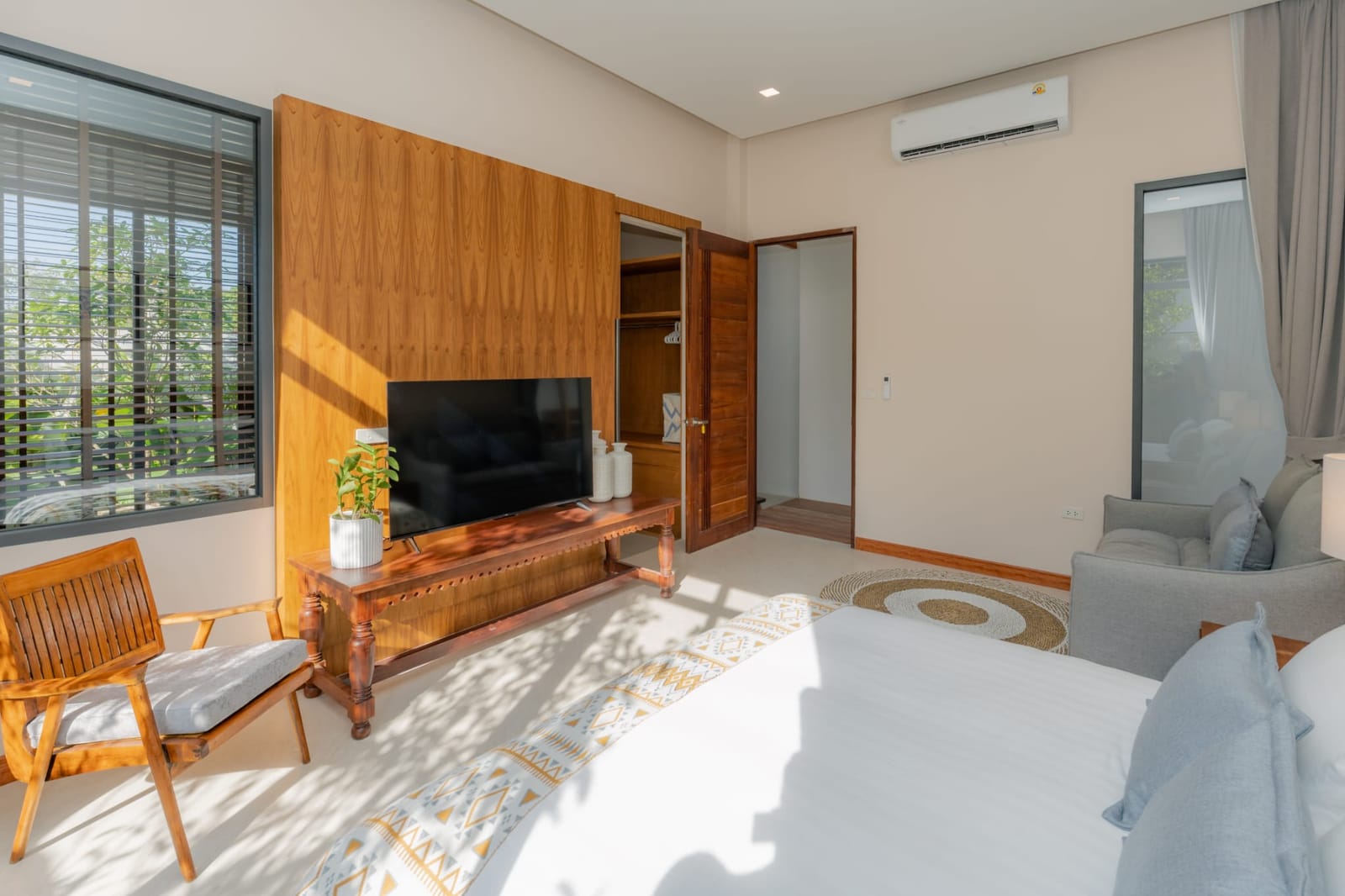 Modern Courtyard Pool Villa for Sale in Cherng Talay 27