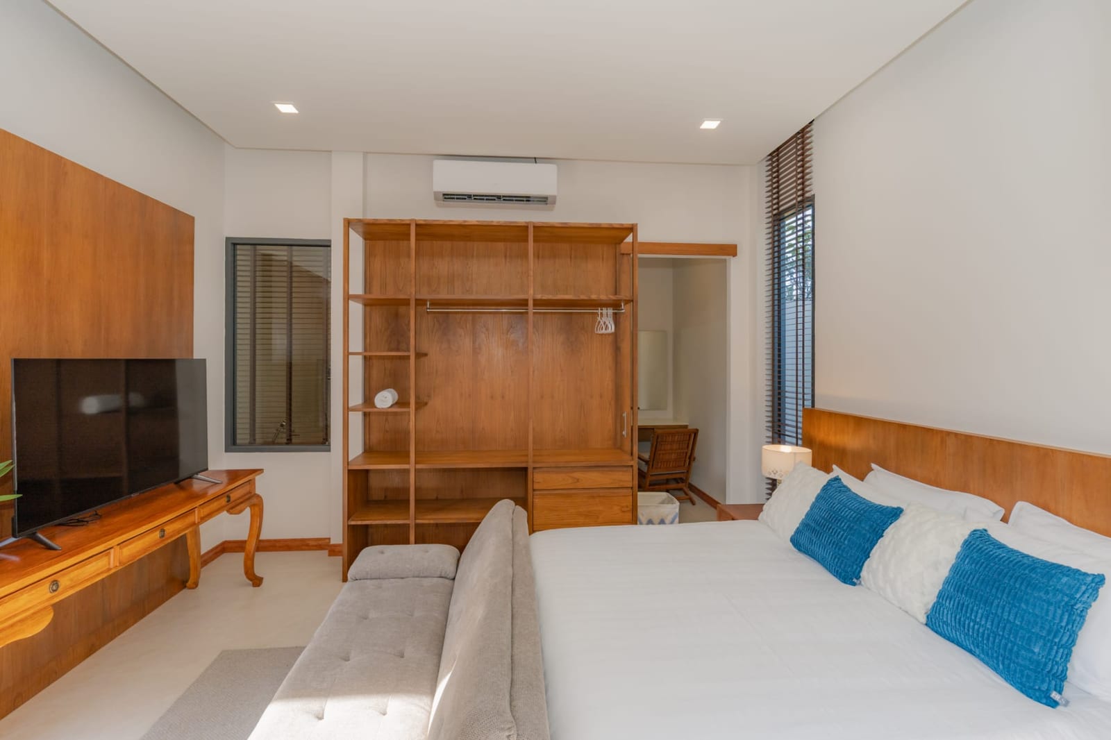 Modern Courtyard Pool Villa for Sale in Cherng Talay 43