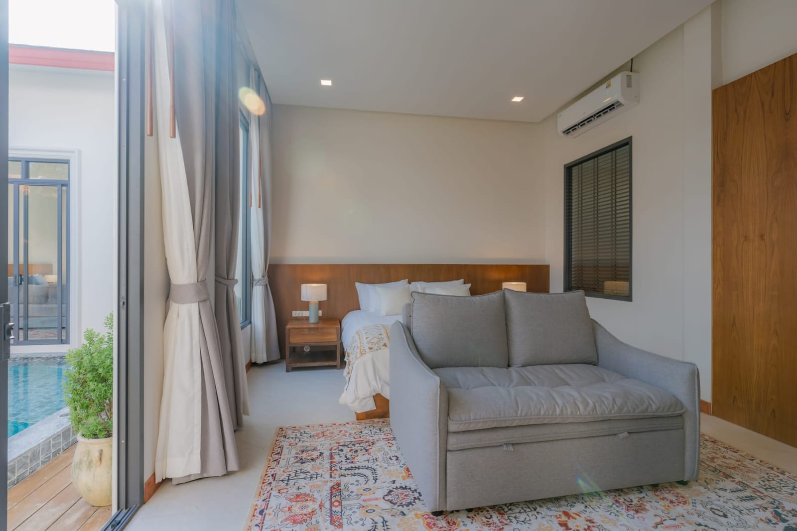 Modern Courtyard Pool Villa for Sale in Cherng Talay 52