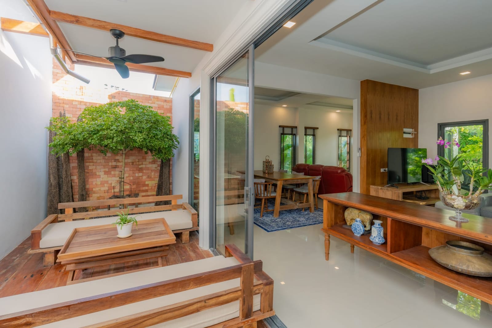 Modern Courtyard Pool Villa for Sale in Cherng Talay 55
