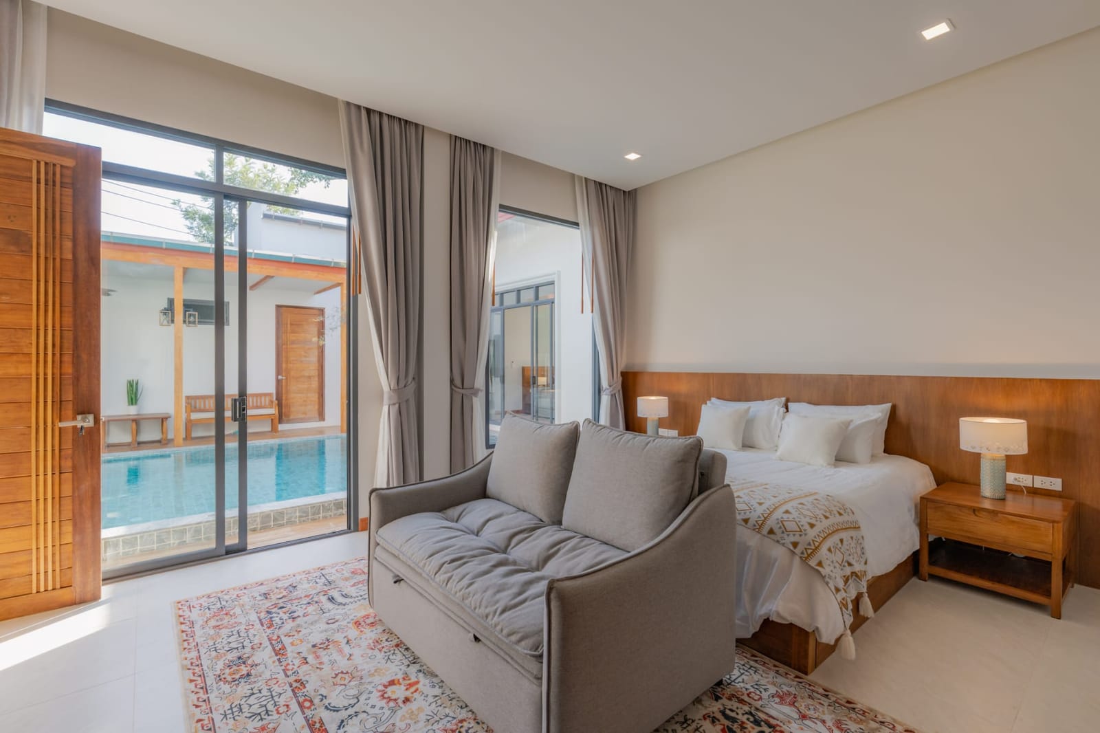 Modern Courtyard Pool Villa for Sale in Cherng Talay 57