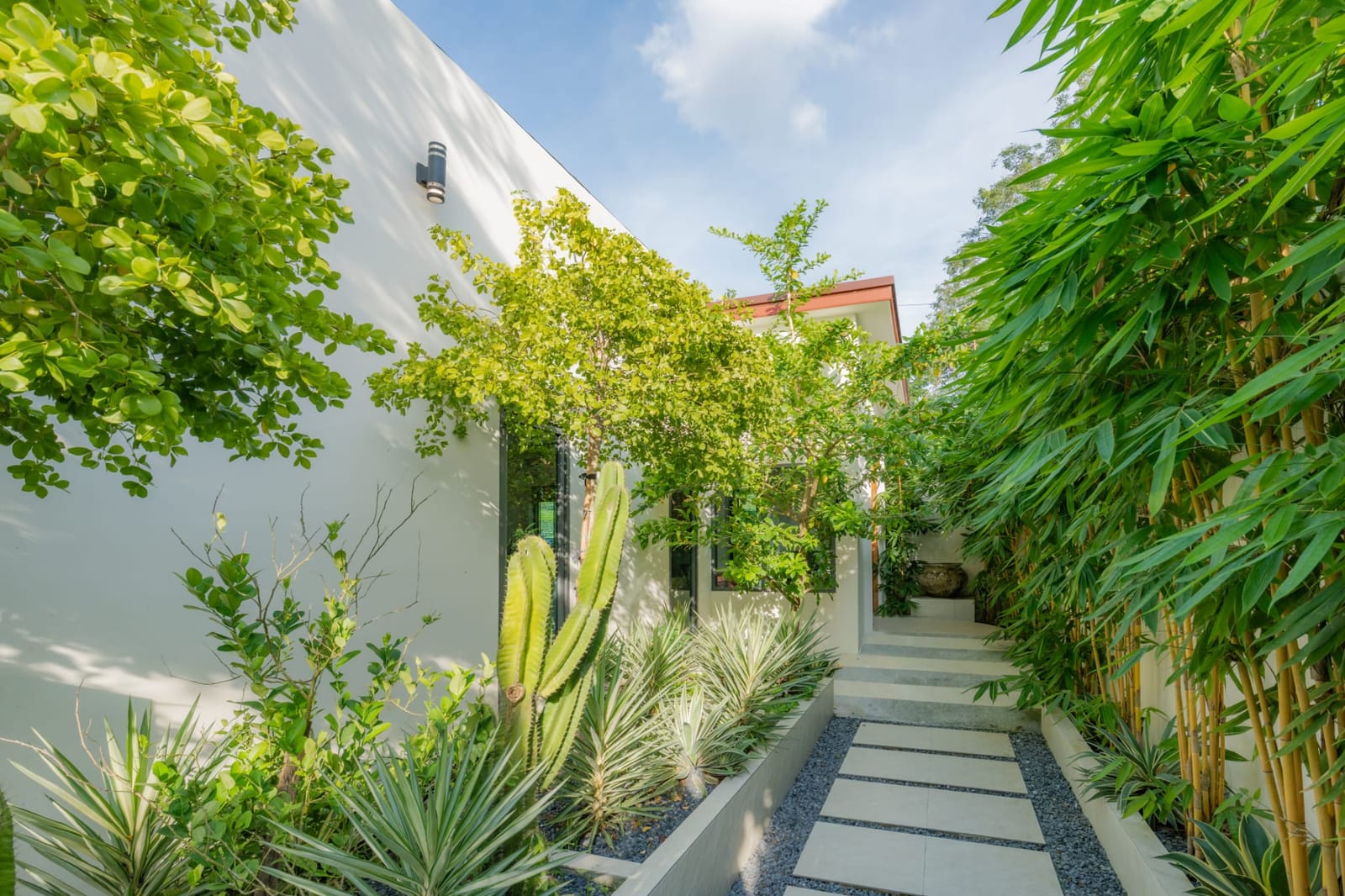 Modern Courtyard Pool Villa for Sale in Cherng Talay 64