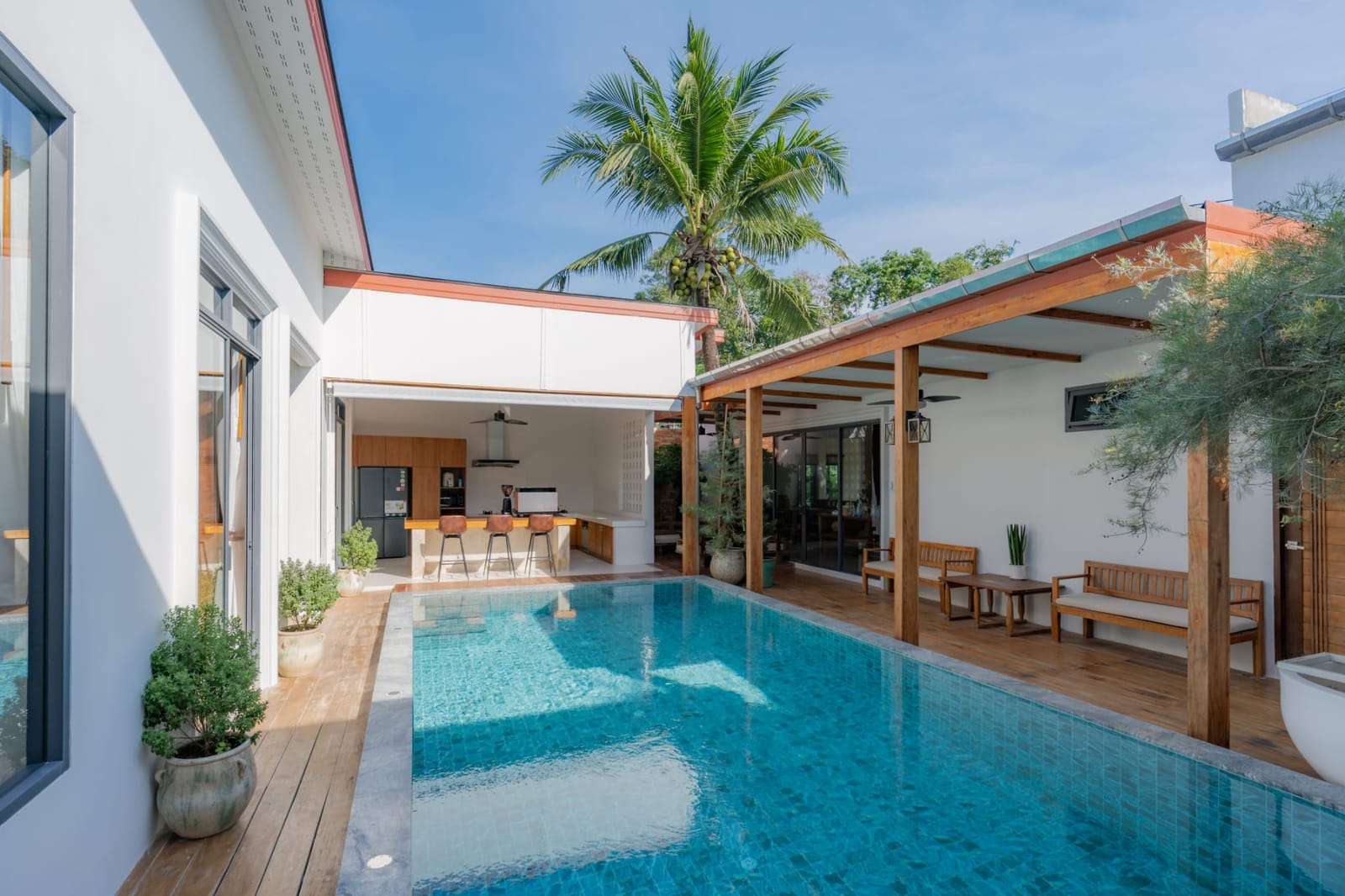 Modern Courtyard Pool Villa for Sale in Cherng Talay 7