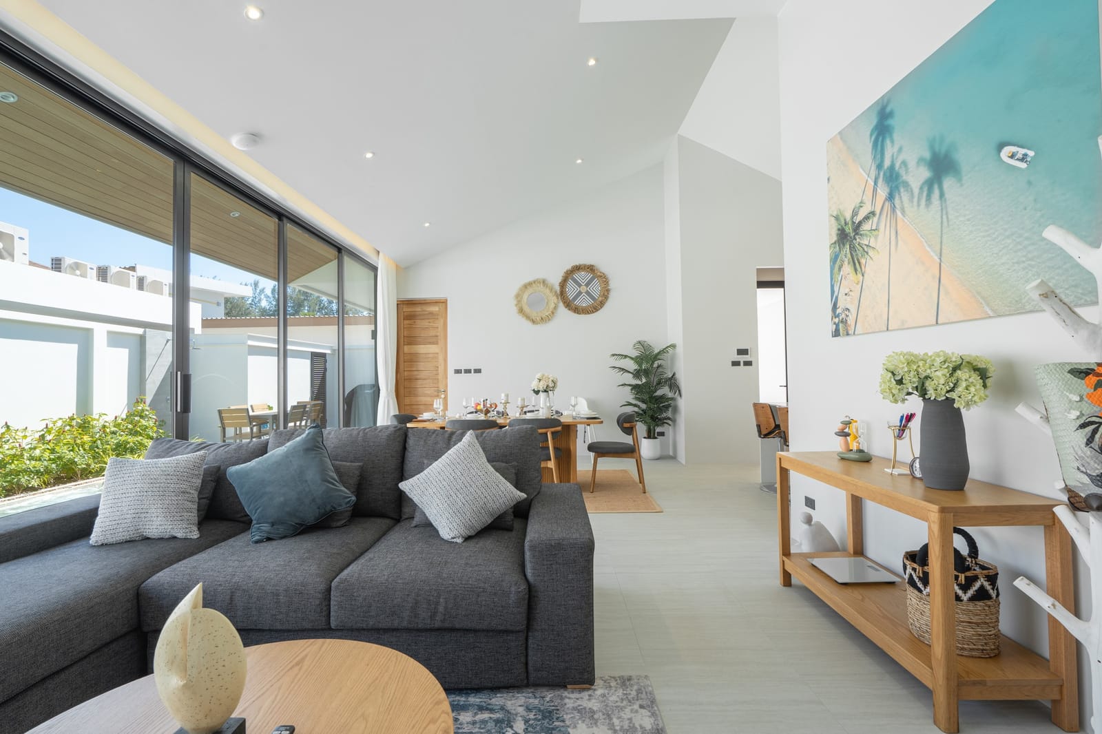 Brand-New Beachside Pool Villa in Bang Tao 14
