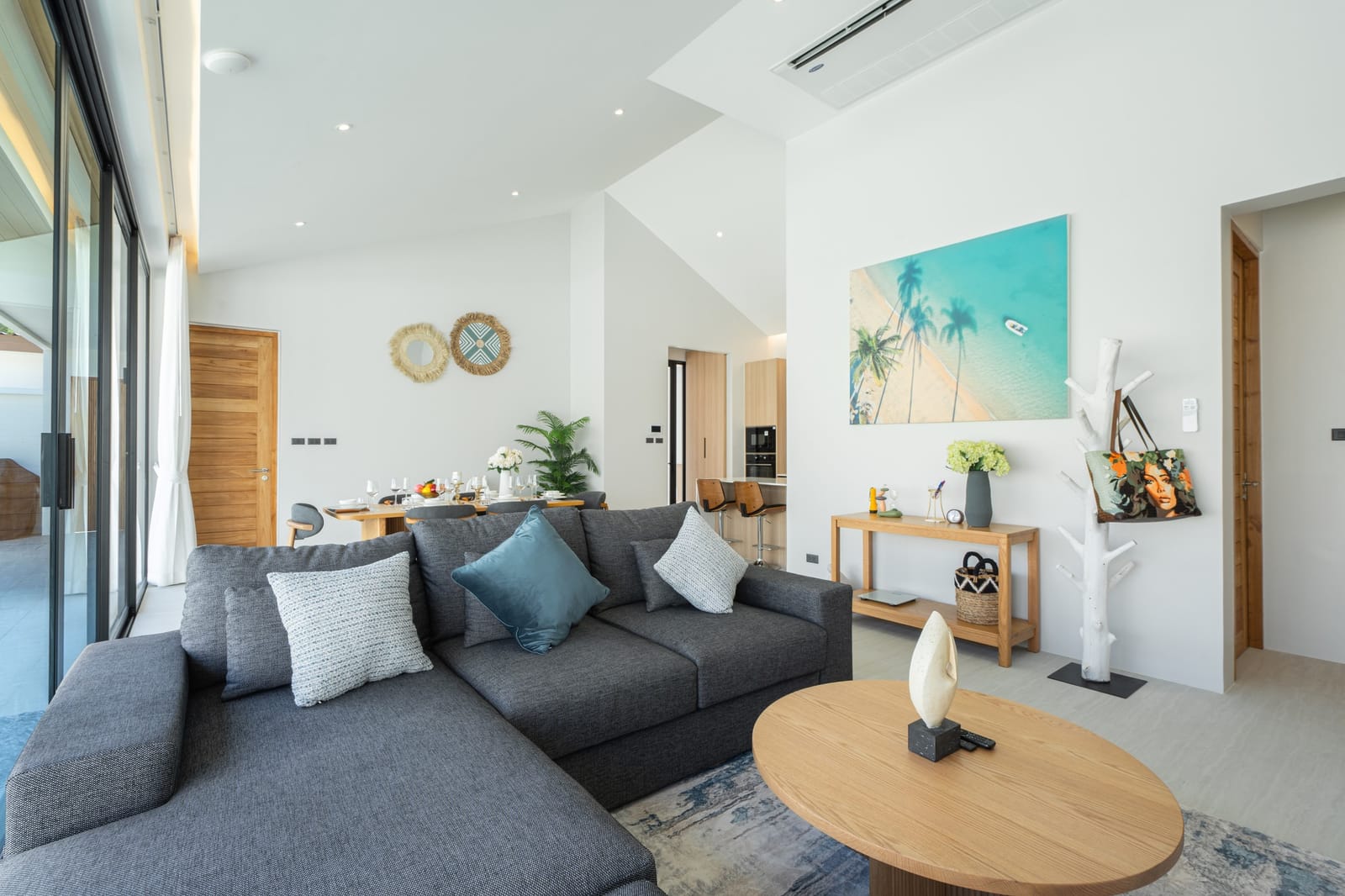 Brand-New Beachside Pool Villa in Bang Tao 9