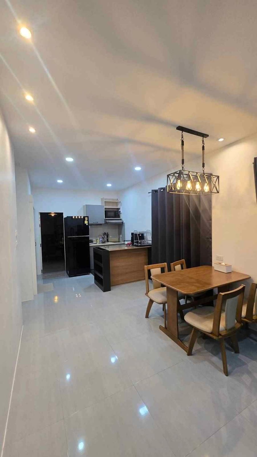 Modern 2-Bedroom Townhome in Cherng Talay 9