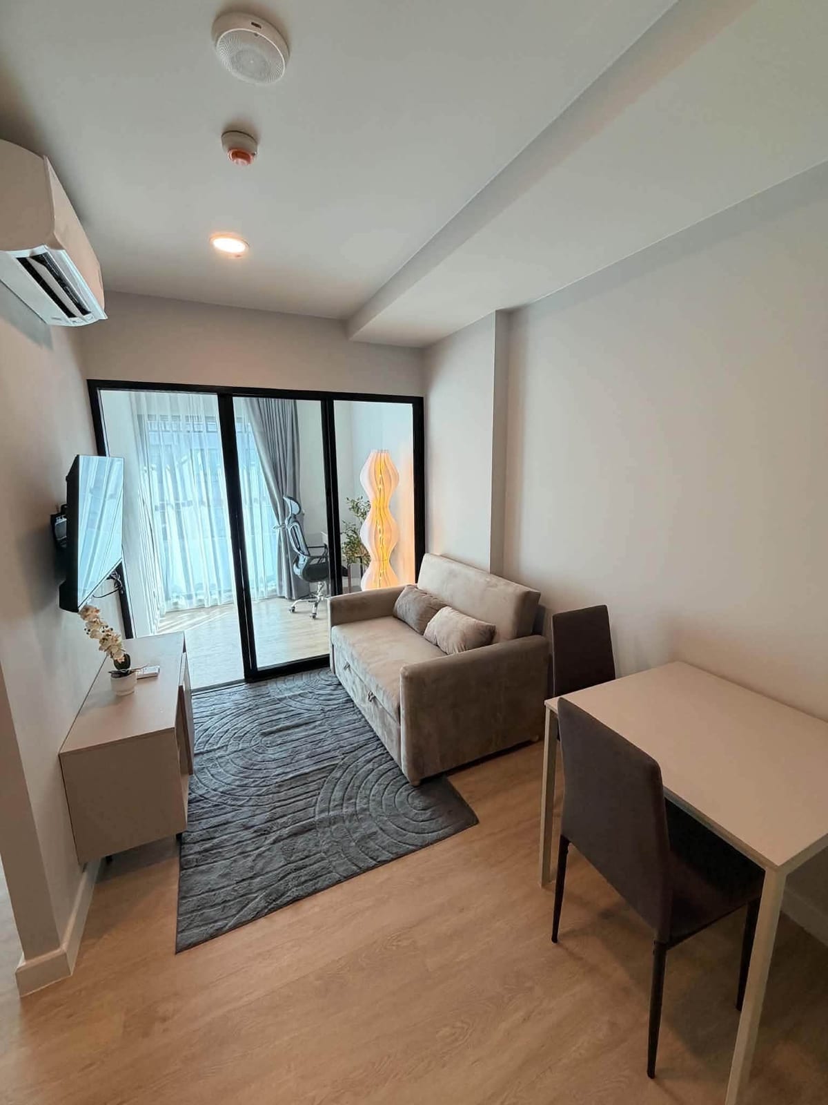 1-Bedroom Condo for Rent in Bang Tao, Phuket — interior view
