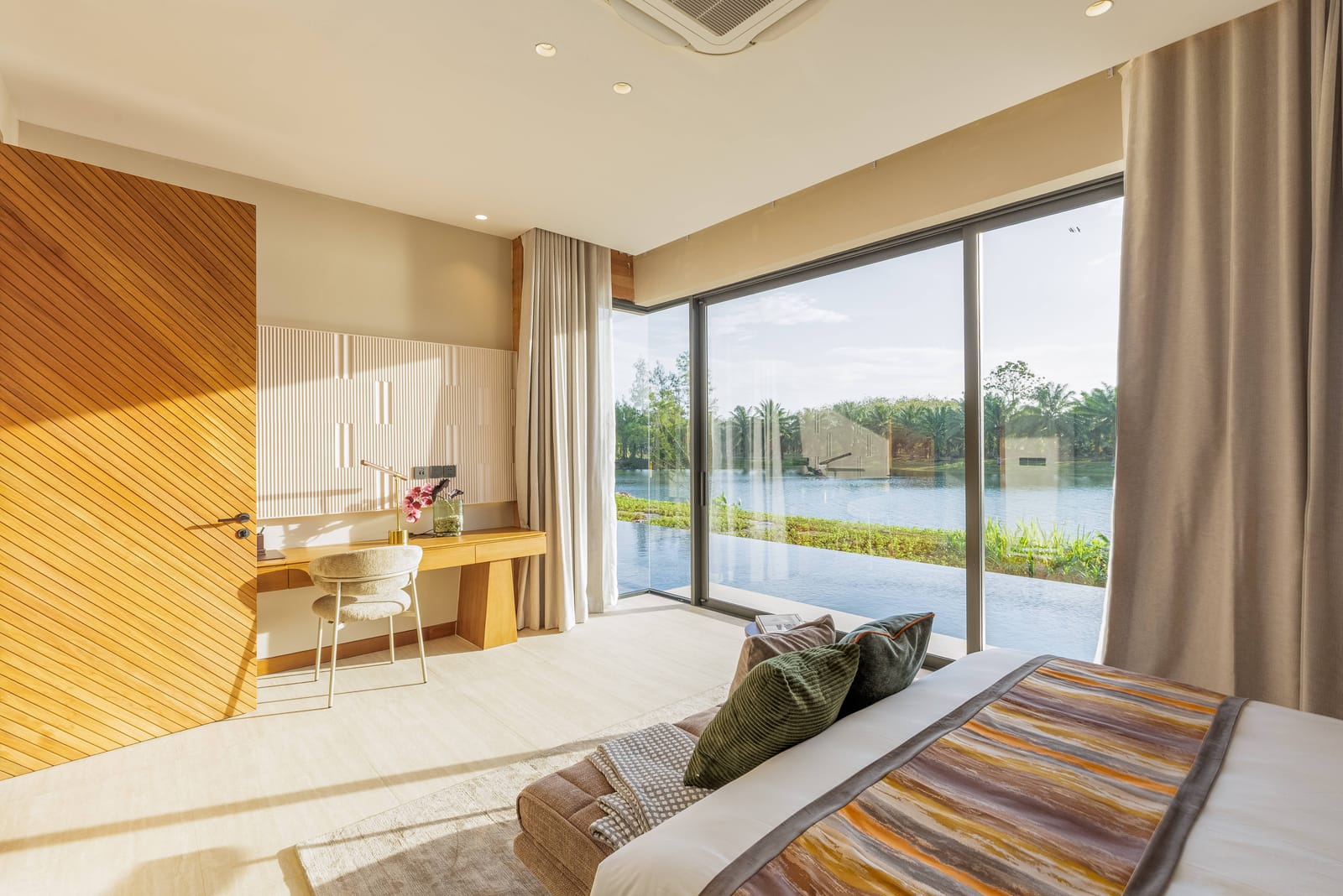 Lakefront Pool Villa — Manik, Cherng Talay