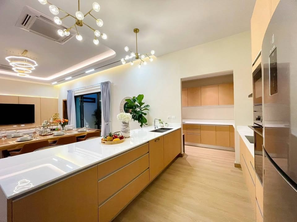 3-Bedroom Villa for Sale in Bang Tao, Phuket — interior view