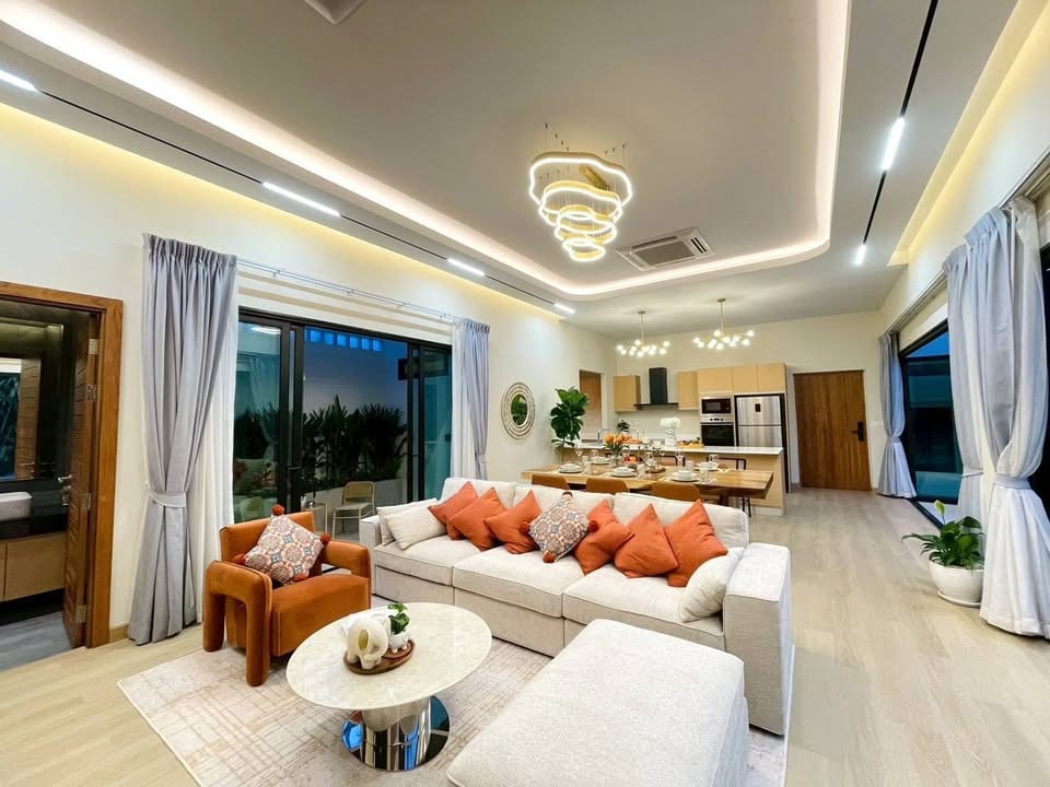 3-Bedroom Villa for Sale in Bang Tao, Phuket — interior view