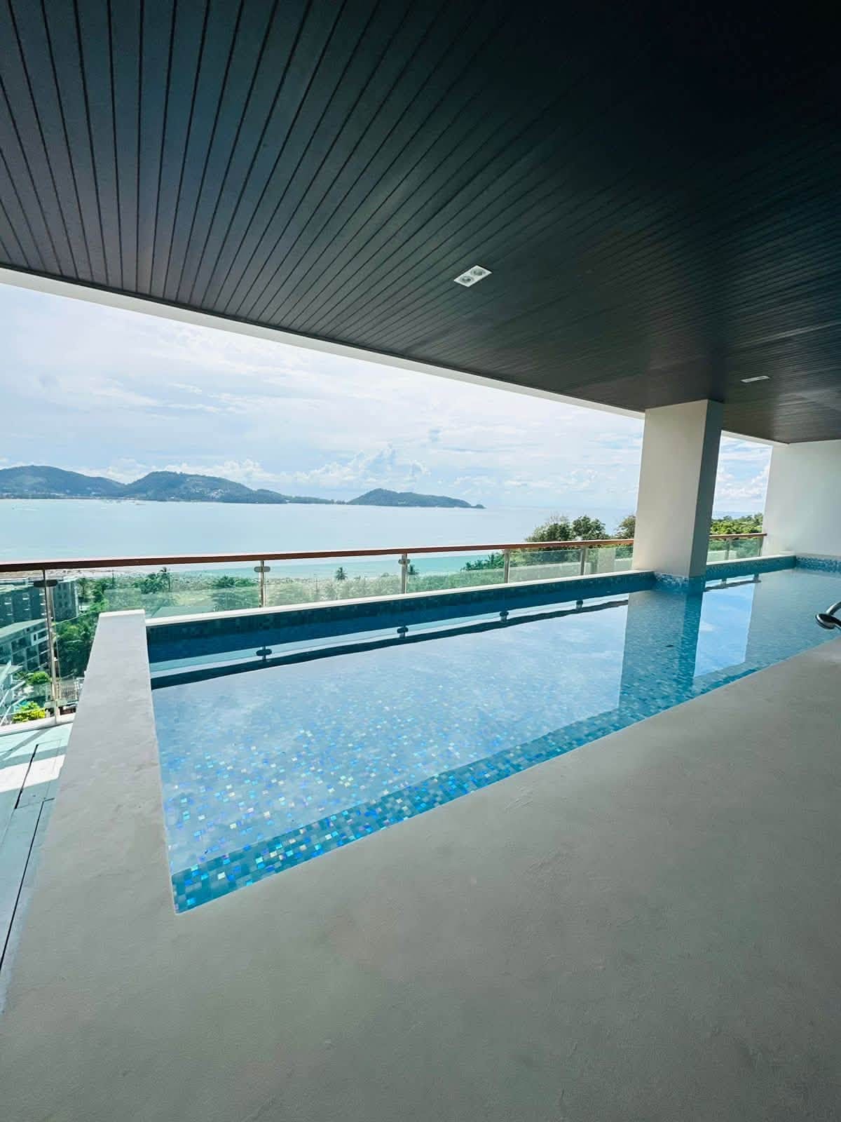 4-Bedroom Duplex Penthouse with Private Pool — Kalim, Patong