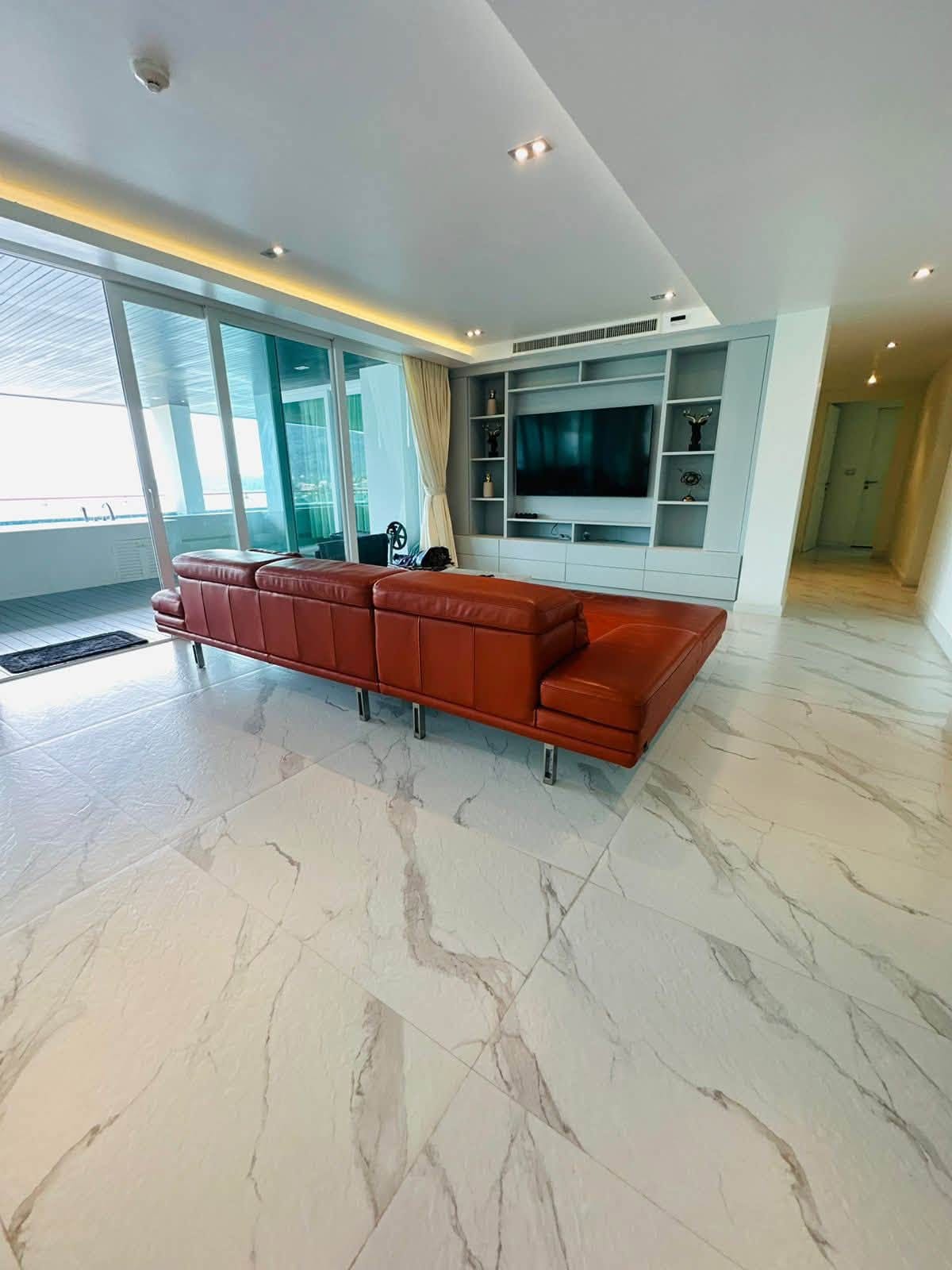 4-Bedroom Duplex Penthouse with Private Pool — Kalim, Patong 7