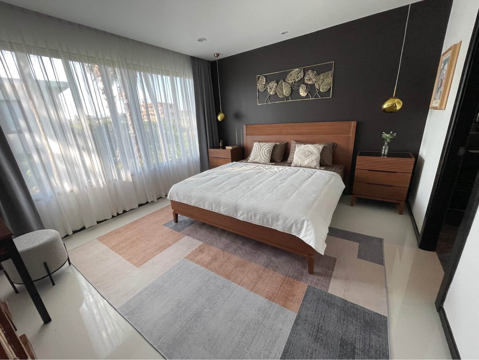1-Bedroom Apartment — The Regent, Kamala 10
