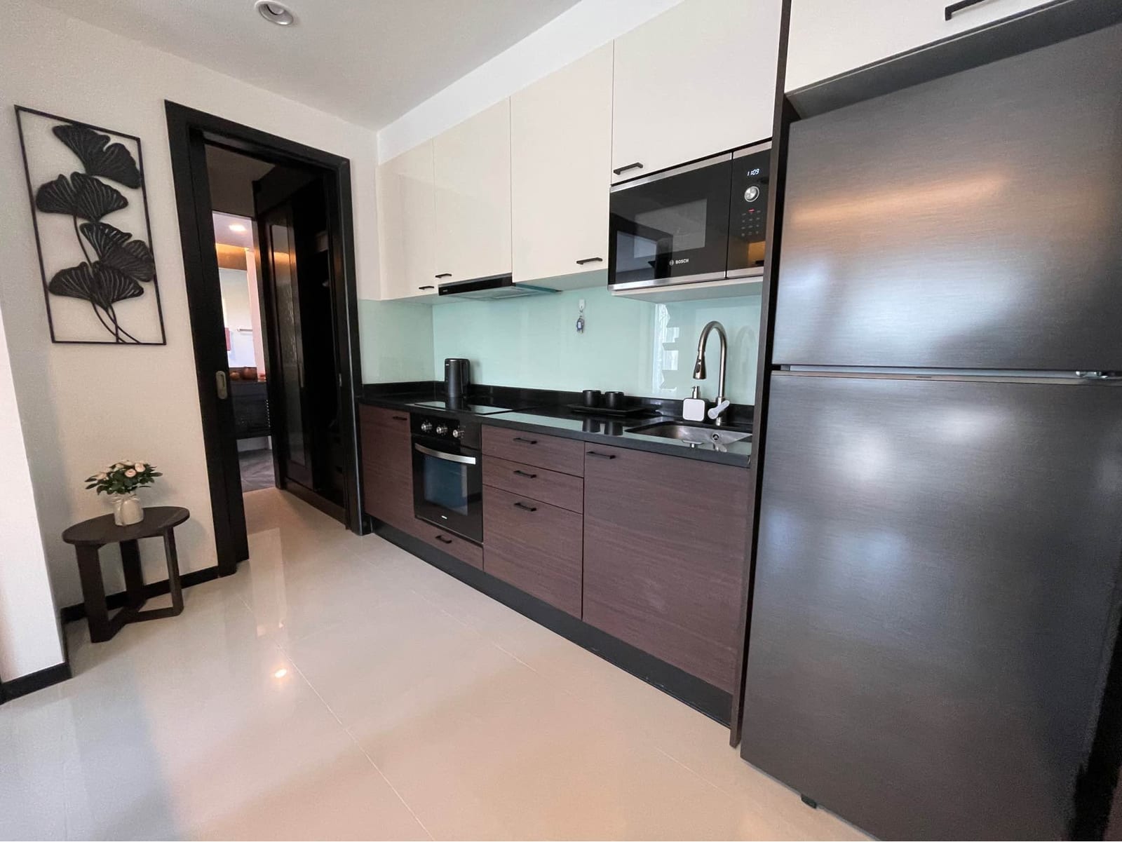 1-Bedroom Apartment — The Regent, Kamala 3