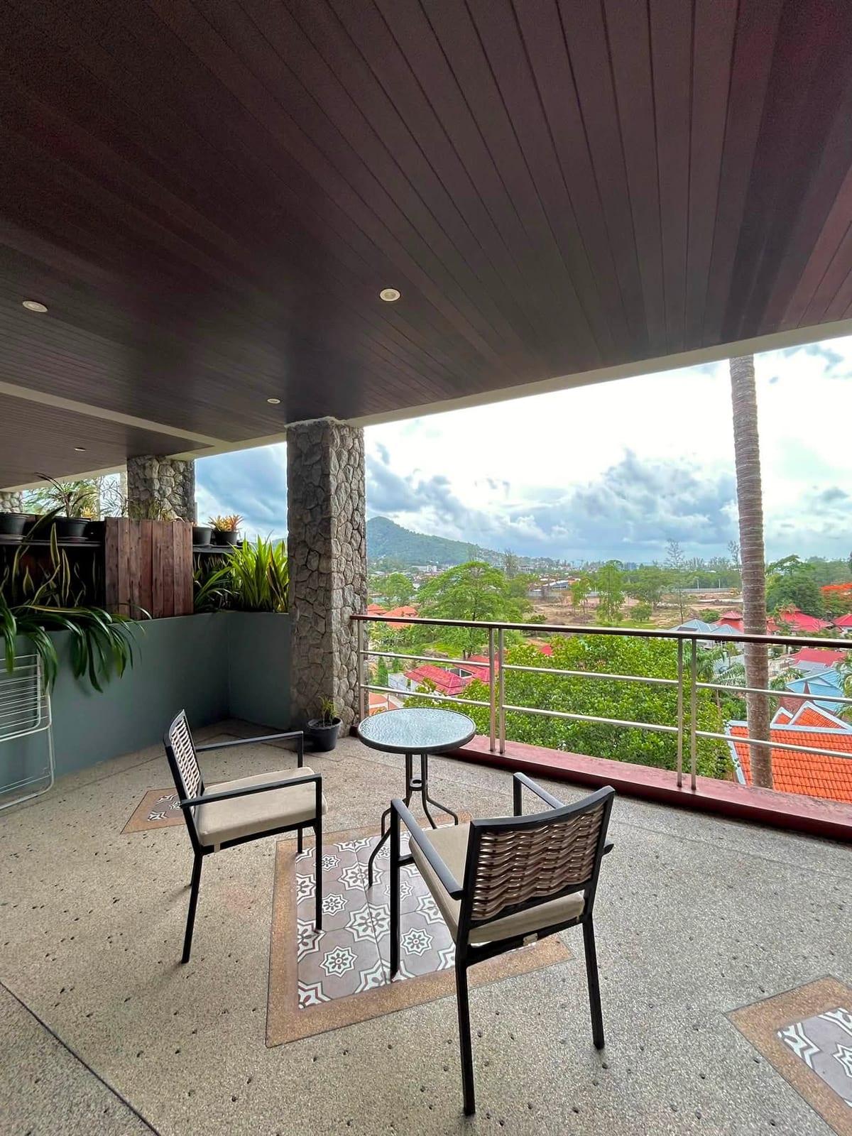 1-Bedroom Apartment with Mountain View — Villa Hill, Kamala 11