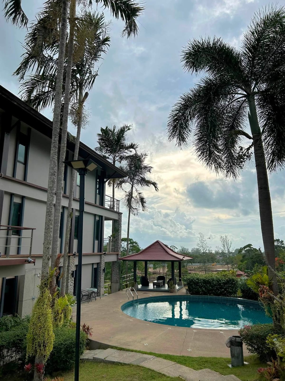 1-Bedroom Apartment with Mountain View — Villa Hill, Kamala 2