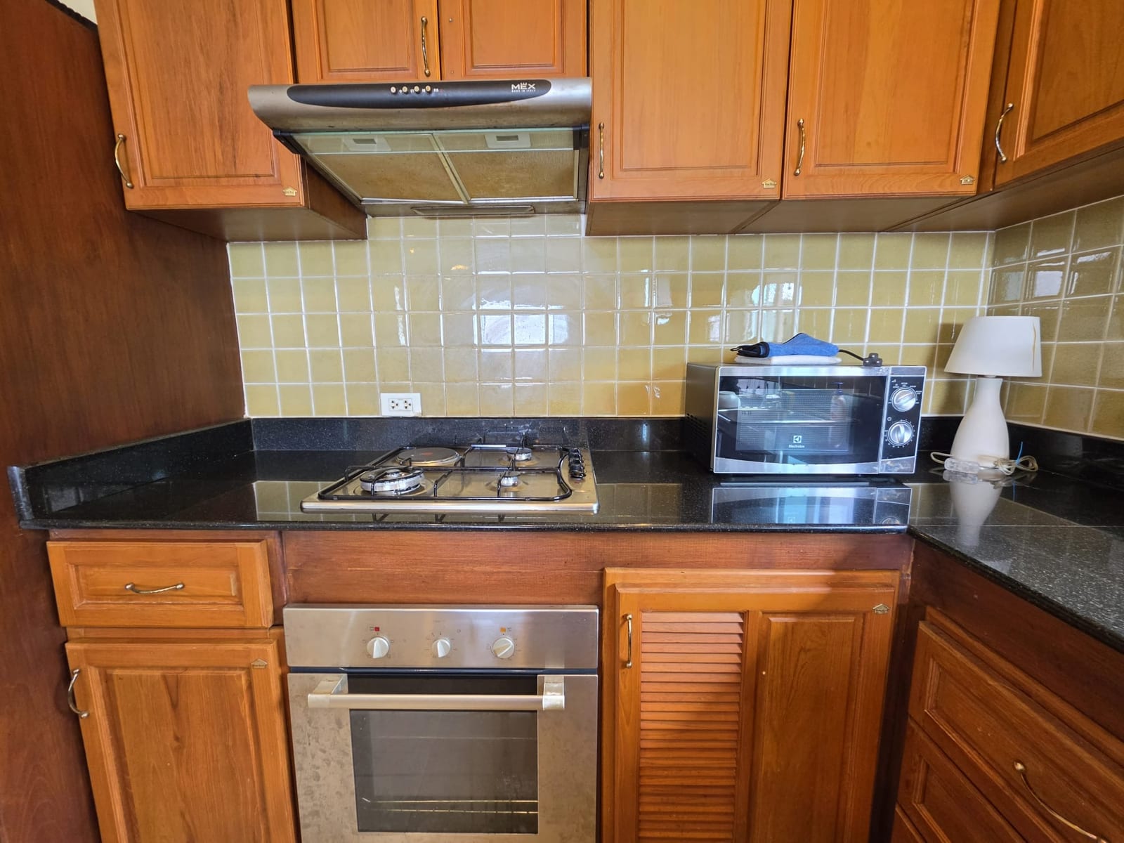 2-Bedroom Condo for Rent in Kata, Phuket — interior view