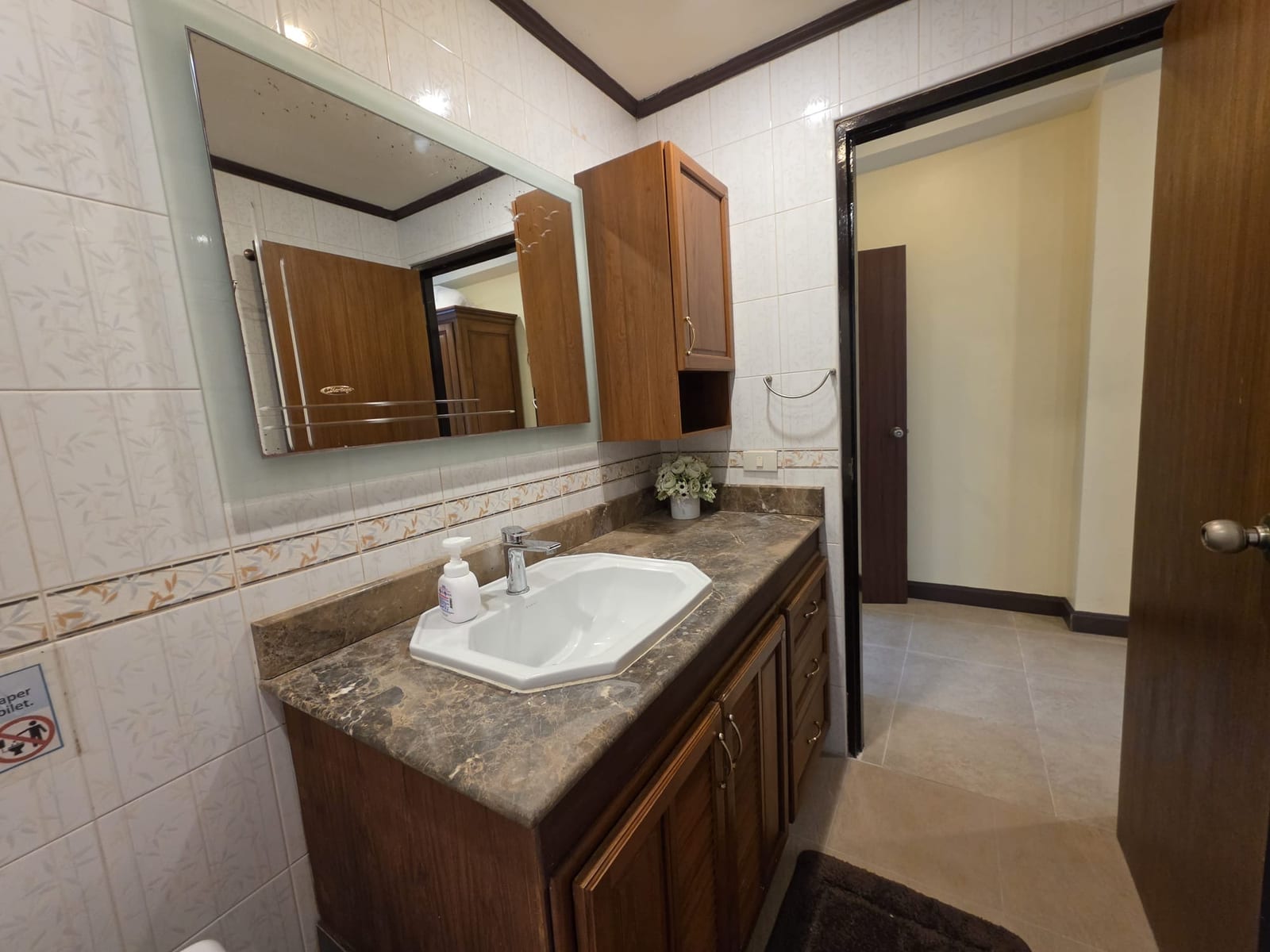 2-Bedroom Condo for Rent in Kata, Phuket — interior view