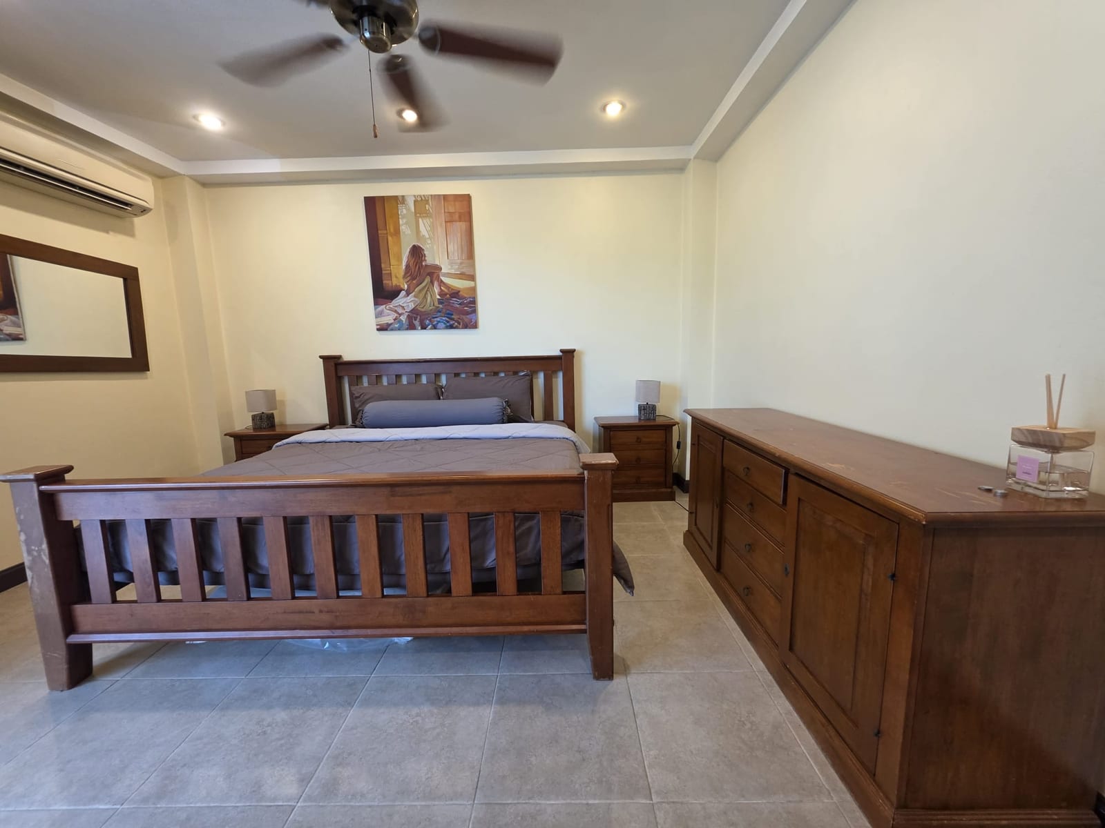2-Bedroom Condo for Rent in Kata, Phuket — interior view