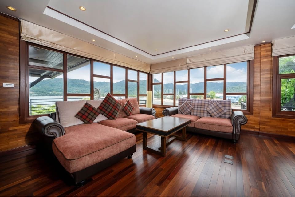 Sea-View Estate Villa — Kamala 13