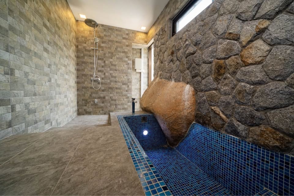 Sea-View Estate Villa — Kamala 15
