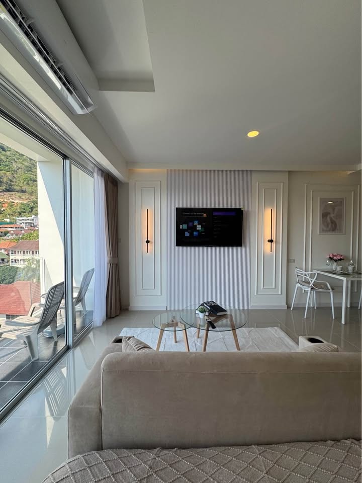 Mountain-View Apartment, 800 m from Karon Beach 11