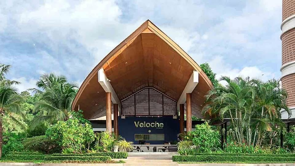 Spacious Studio with Sea and Pool View — Veloche, Karon 3
