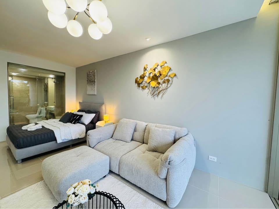 Spacious Studio with Sea and Pool View — Veloche, Karon 5