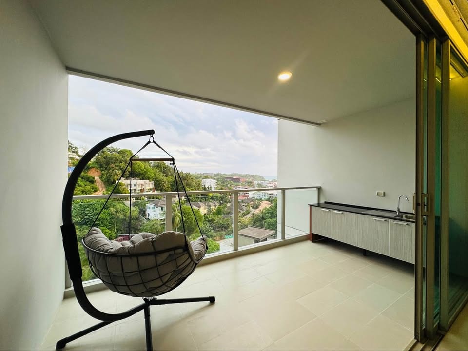 Spacious Studio with Sea and Pool View — Veloche, Karon 7