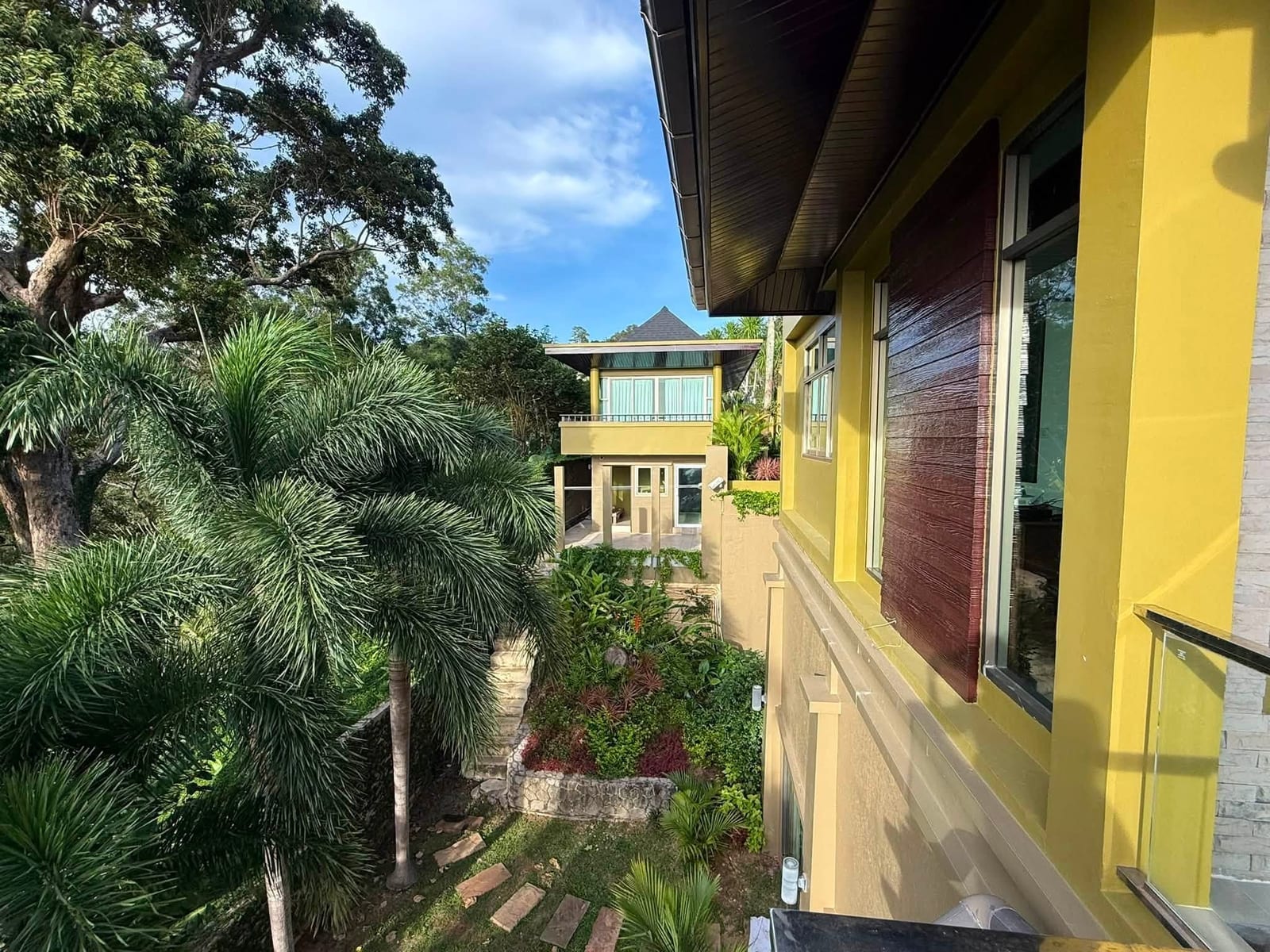 Sea-View Villa above Kata — Panoramic Andaman Views 9