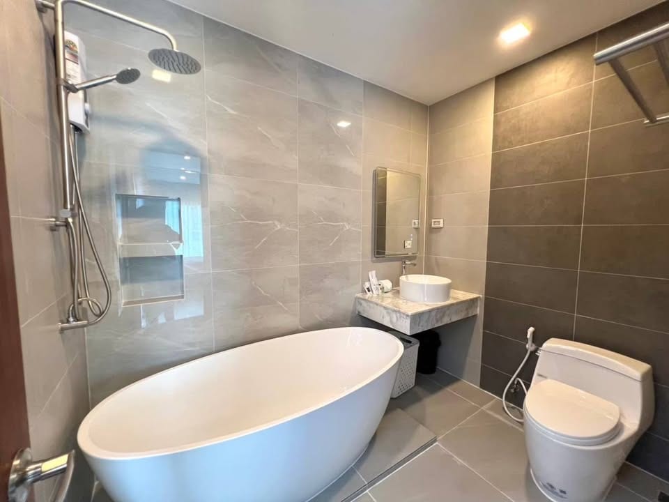 Private Pool Villa with Jacuzzi — Kata 3