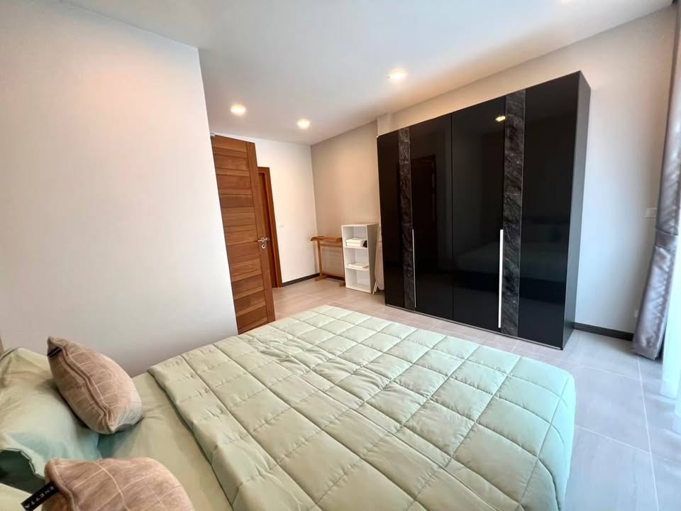 Private Pool Villa with Jacuzzi — Kata 5