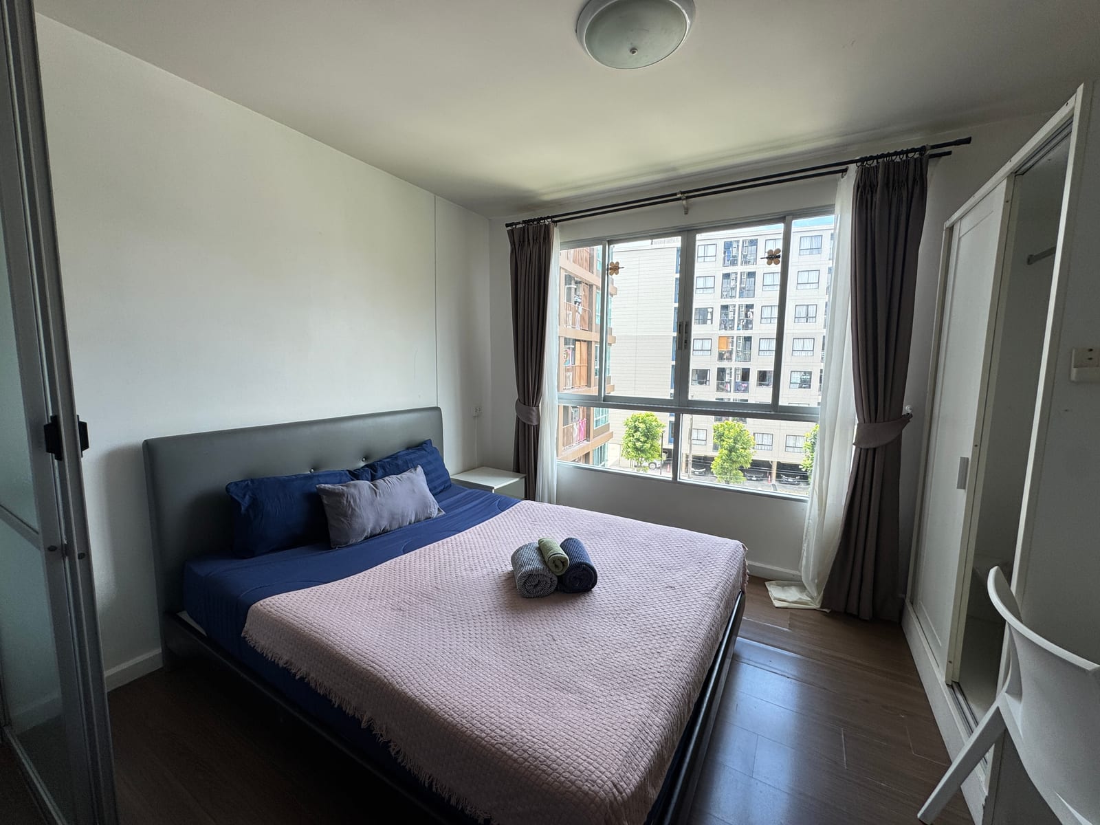 1-Bedroom Condominium for Rent in Kathu, Phuket — interior view
