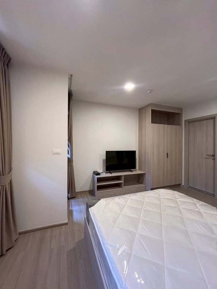Studio Apartment — Dcondo Reef, Kathu 10