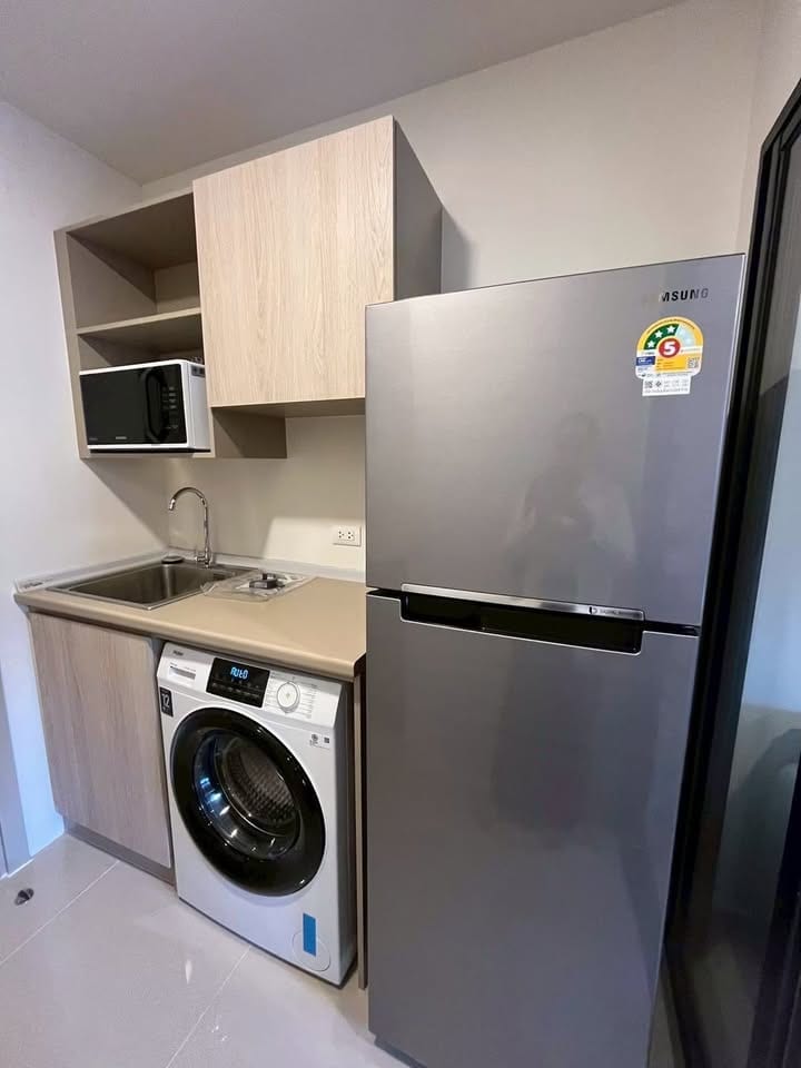 Studio Apartment — Dcondo Reef, Kathu 11